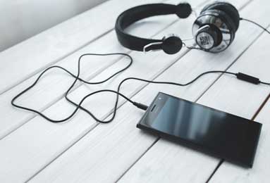 联赛杯|曼城捧起本赛季首座奖杯，瓜帅的自救成功了吗？